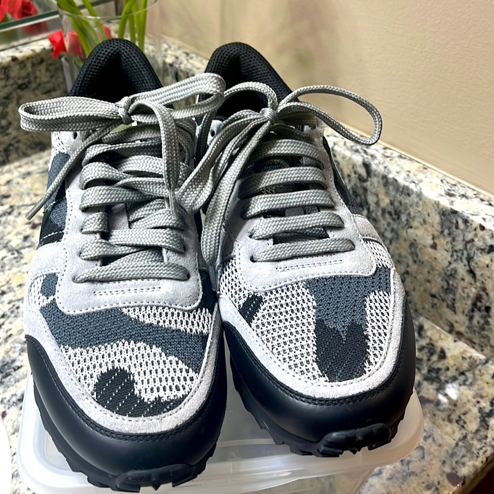 Valentino Garavani New Rockrunner Sneaker Size 38.5